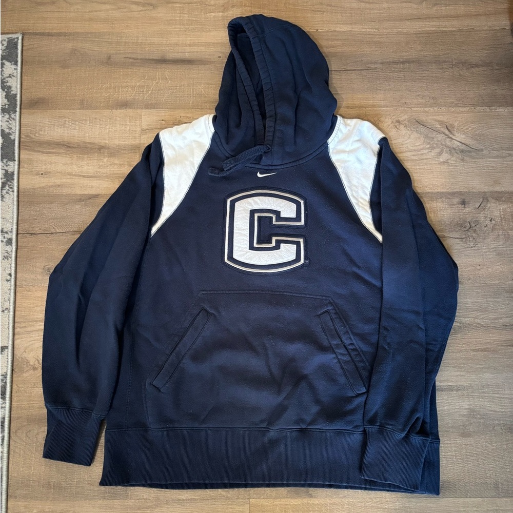 Vintage Y2K Nike UConn Sweatshirt Size Medium